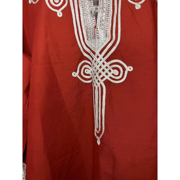 Embroidered Tunic Shirt Mens Size 4 Red White Boho Kurta Kaftan Festival Top - Picture 3 of 8